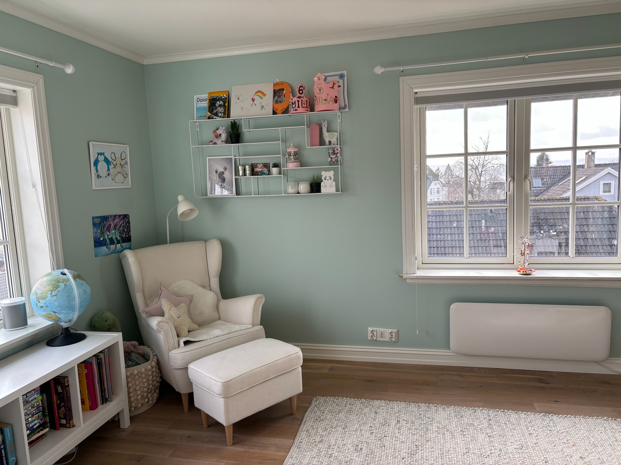 Bedroom 2, with kids desk and wardrobe